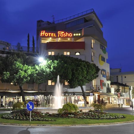 Hotel Pasha Lignano Sabbiadoro Buitenkant foto
