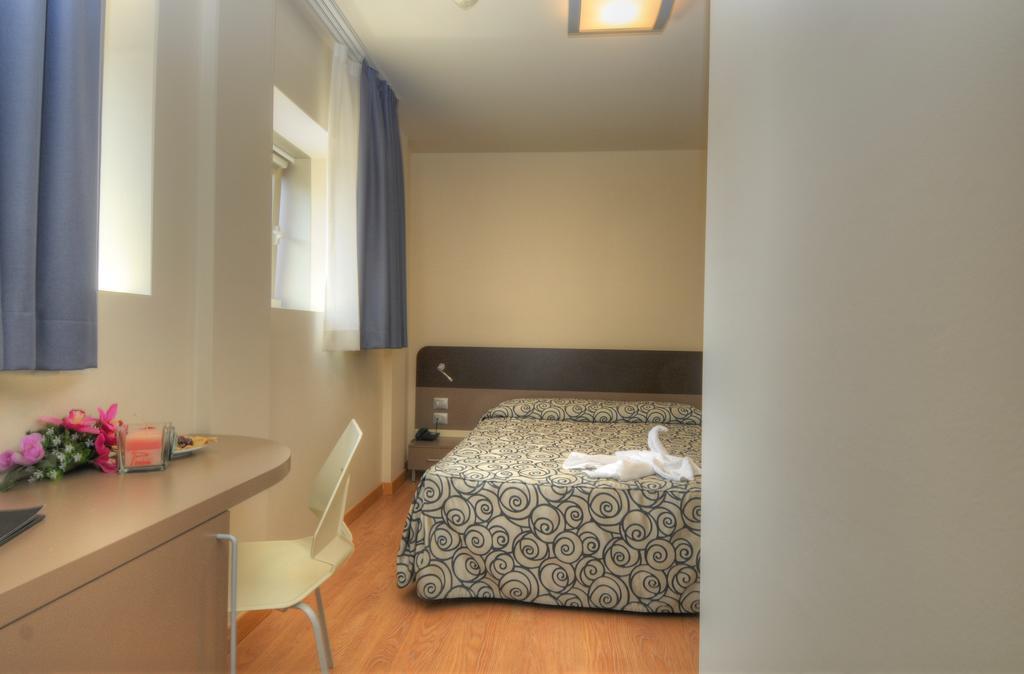 Hotel Pasha Lignano Sabbiadoro Buitenkant foto