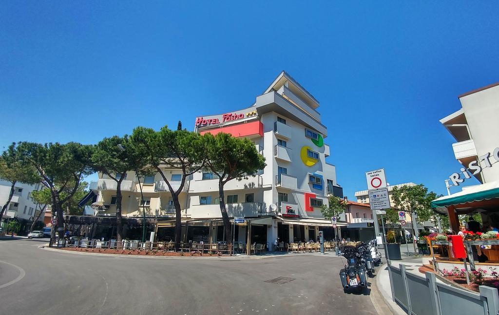 Hotel Pasha Lignano Sabbiadoro Buitenkant foto