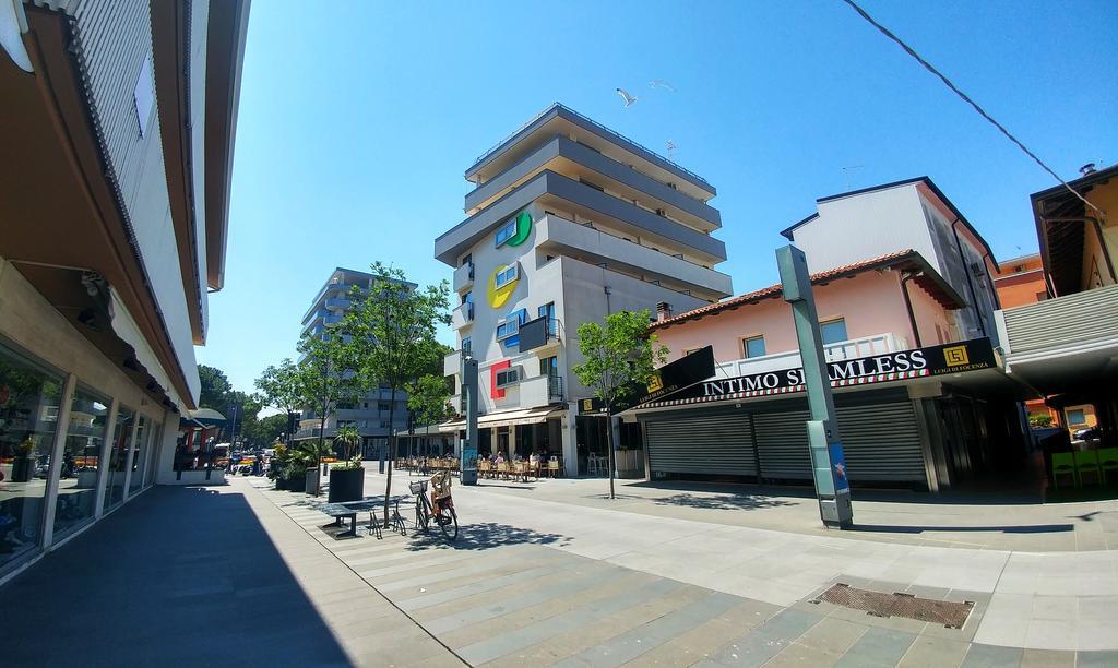 Hotel Pasha Lignano Sabbiadoro Buitenkant foto