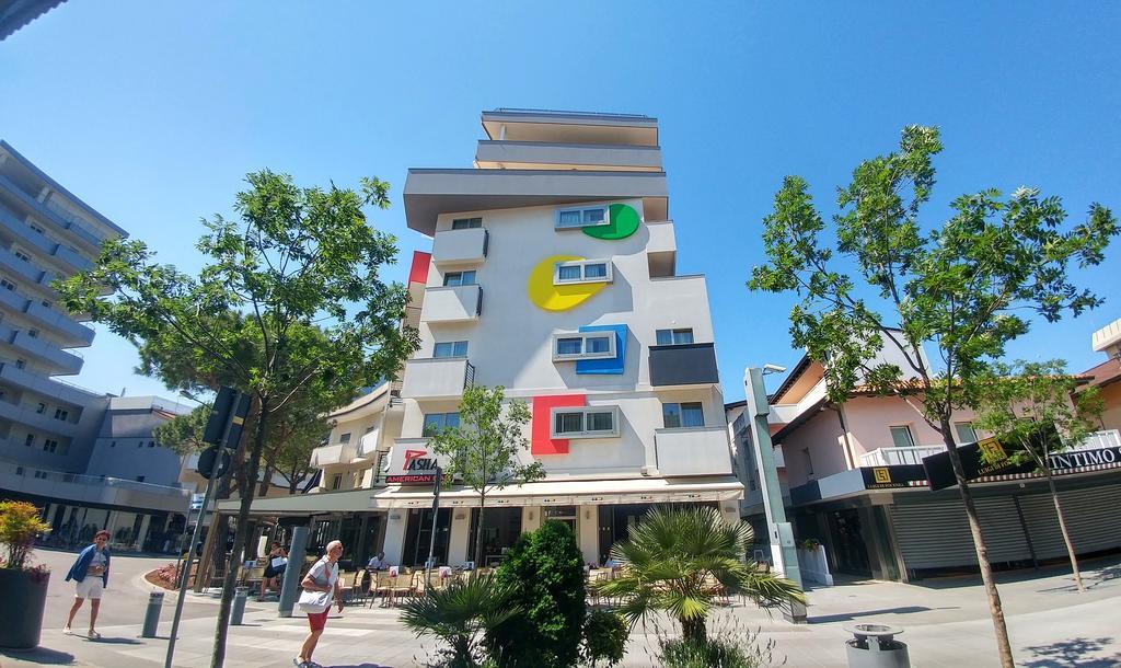Hotel Pasha Lignano Sabbiadoro Buitenkant foto