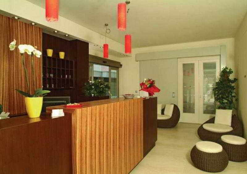 Hotel Pasha Lignano Sabbiadoro Buitenkant foto