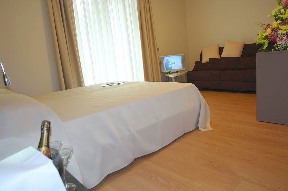 Hotel Pasha Lignano Sabbiadoro Buitenkant foto