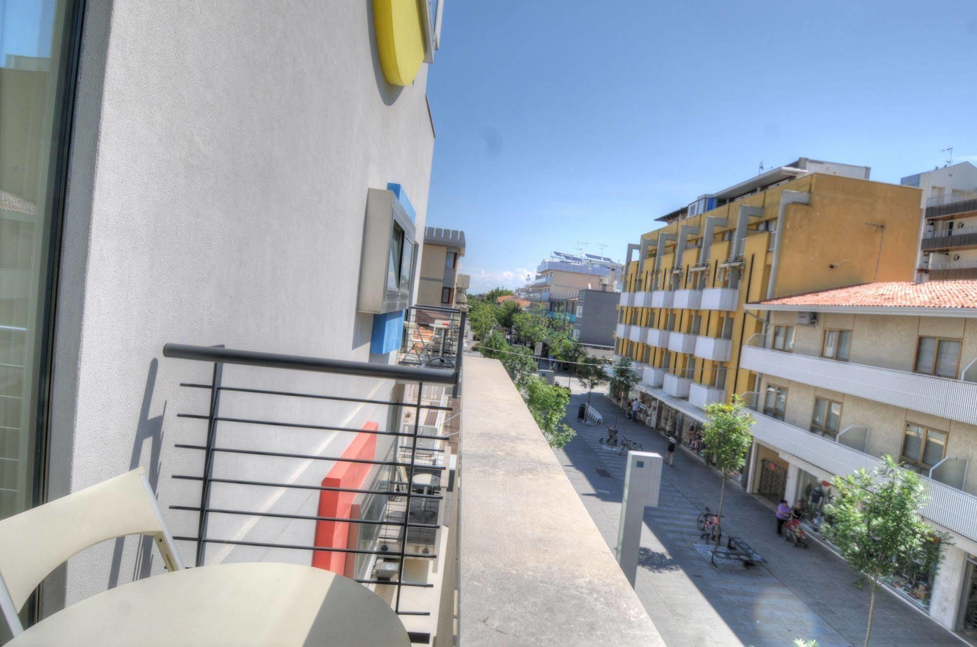 Hotel Pasha Lignano Sabbiadoro Buitenkant foto