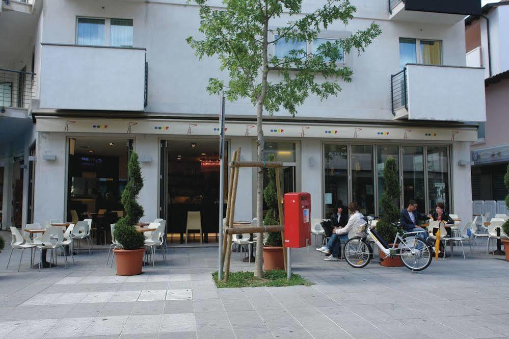Hotel Pasha Lignano Sabbiadoro Buitenkant foto